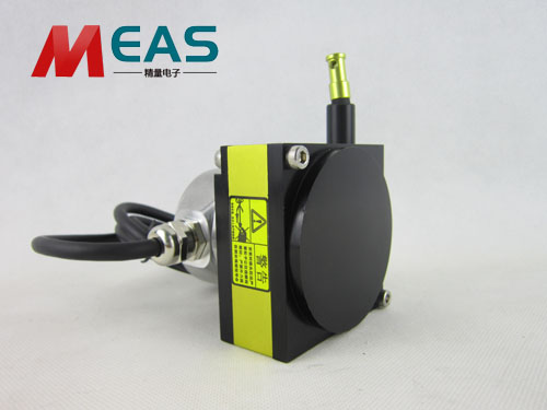 ����λ�ƾ��a�����·�к����c(di��n)���������С��������U��