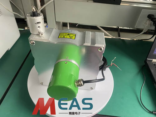 拉繩位移編碼器與被測裝置要保證同心連接提高使用壽命